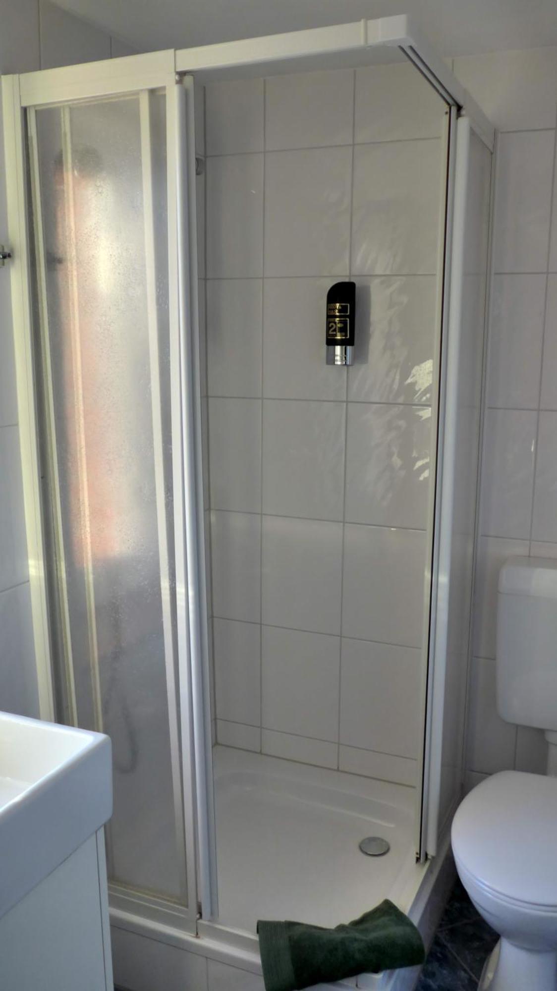 Romantisches Hotel Zur Traube Schwerin Schwerin  Zimmer foto